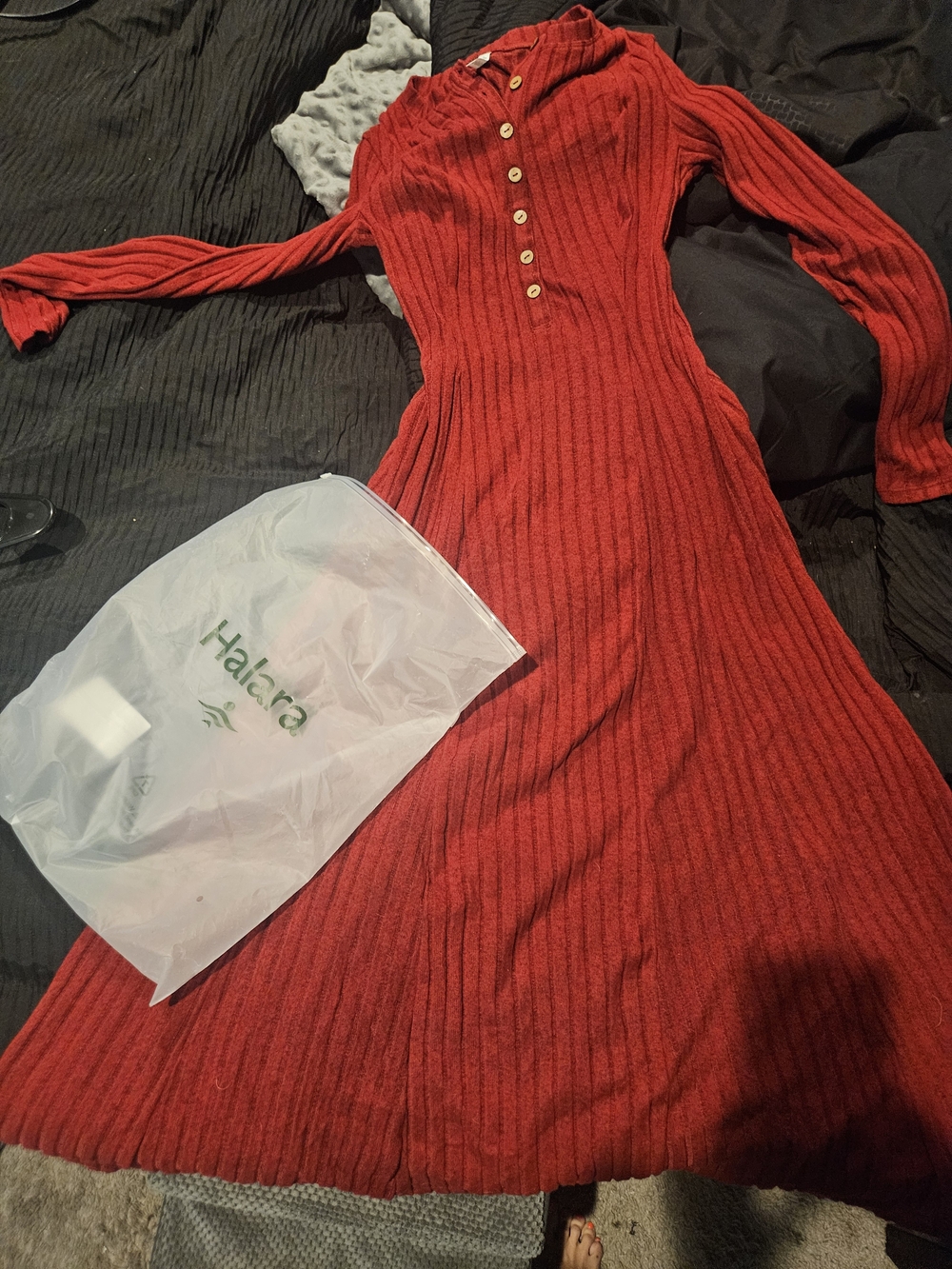 HALARA Red Ribbed Maxi Dress with Button Front